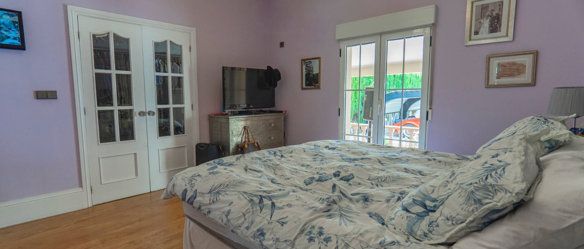 Resale - Villa - Heredades