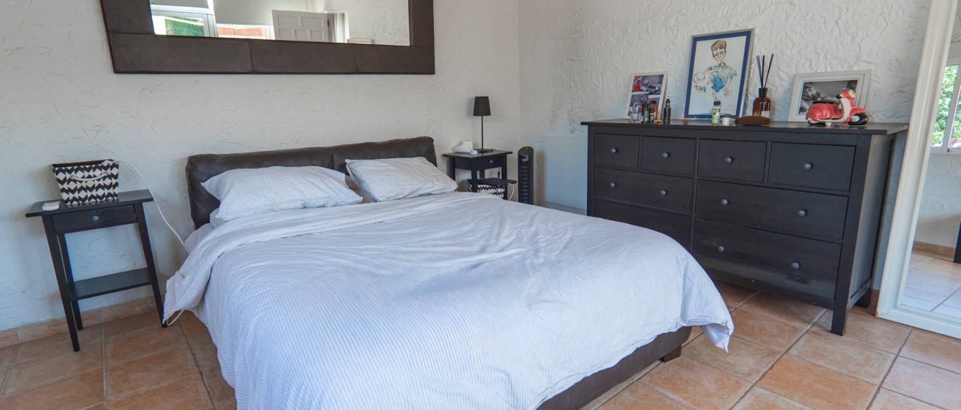 Resale - Villa - Heredades