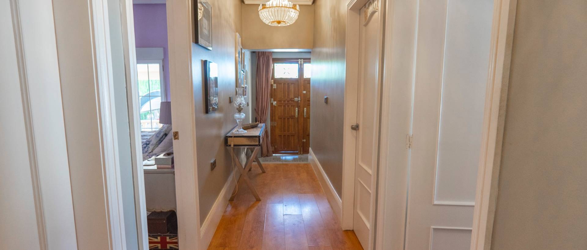 Resale - Villa - Heredades