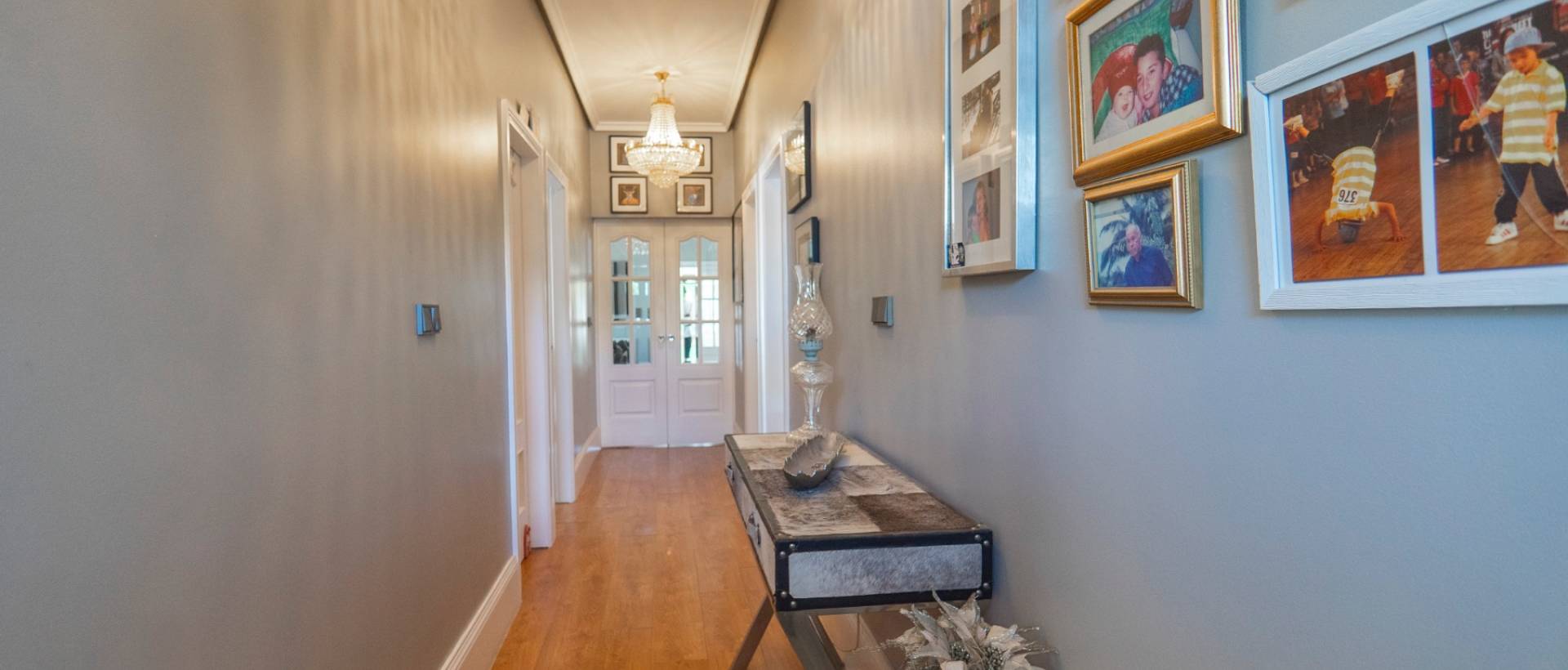 Resale - Villa - Heredades