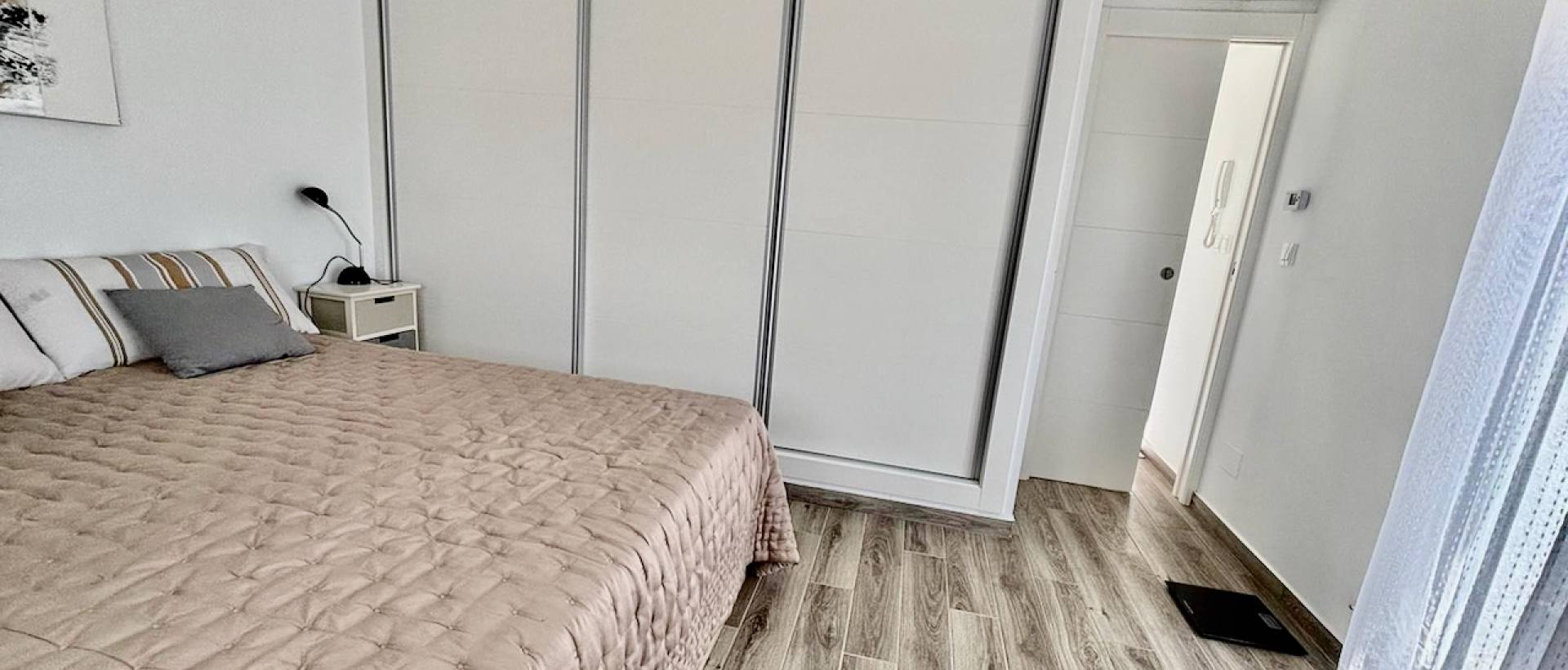 Resale - Villa - Punta Prima