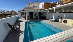 Resale - Villa - Punta Prima