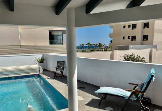 Resale - Villa - Punta Prima