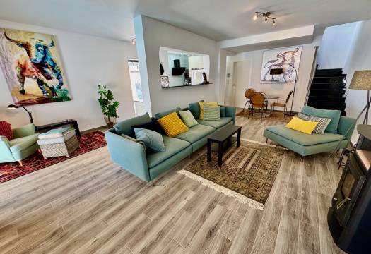 Resale - Villa - Punta Prima