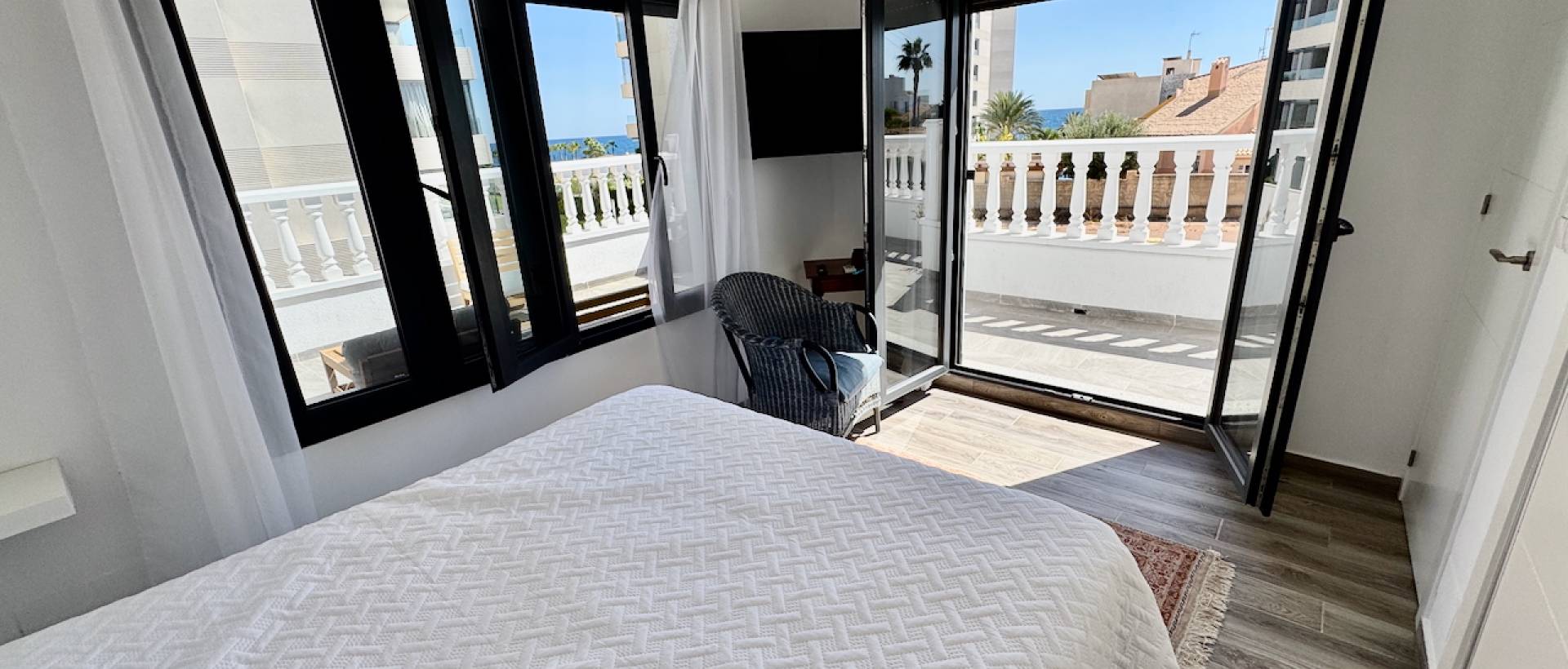 Resale - Villa - Punta Prima