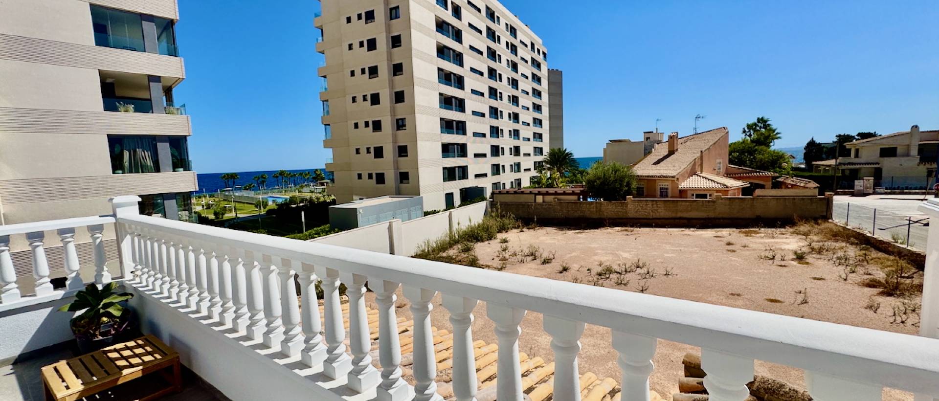 Resale - Villa - Punta Prima