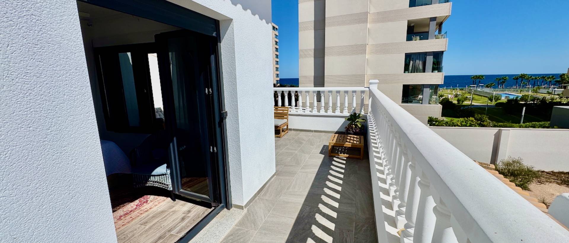 Resale - Villa - Punta Prima