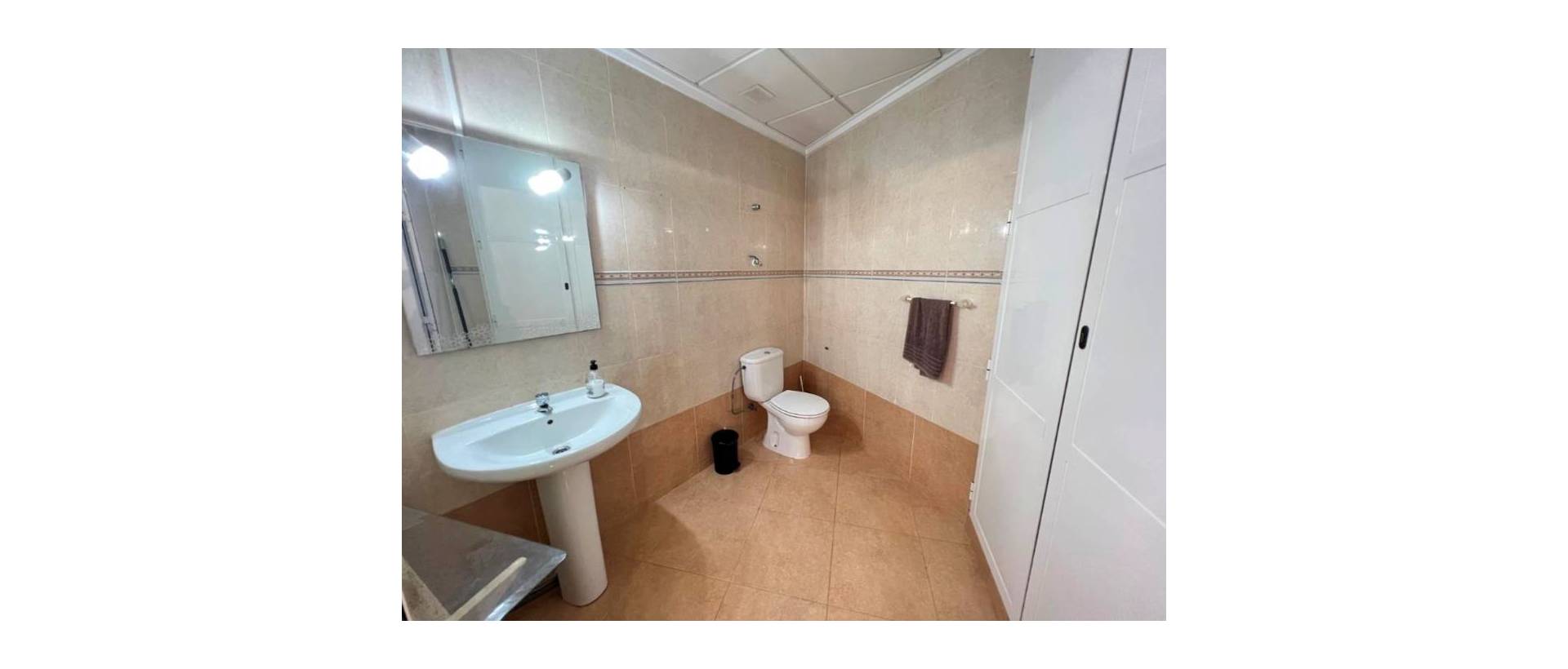 Reventa - Propiedad Comercial - Guardamar del Segura - Guardamar