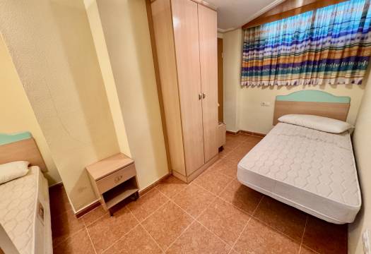 Resale - Apartment - Guardamar del Segura