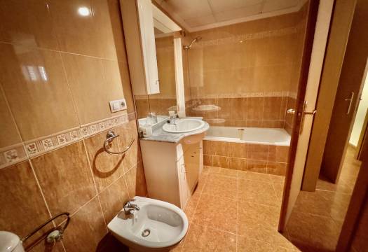 Resale - Apartment - Guardamar del Segura