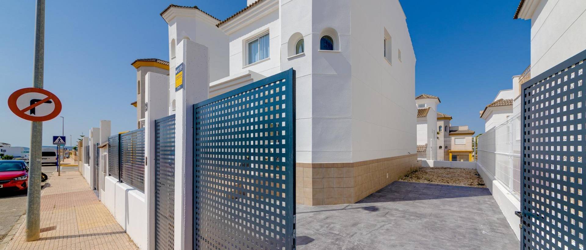 Obra Nueva - Villa / Chalet - San Fulgencio - El Oasis