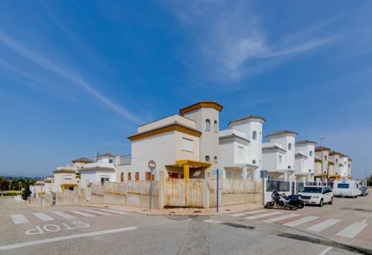 Obra Nueva - Villa / Chalet - San Fulgencio - El Oasis