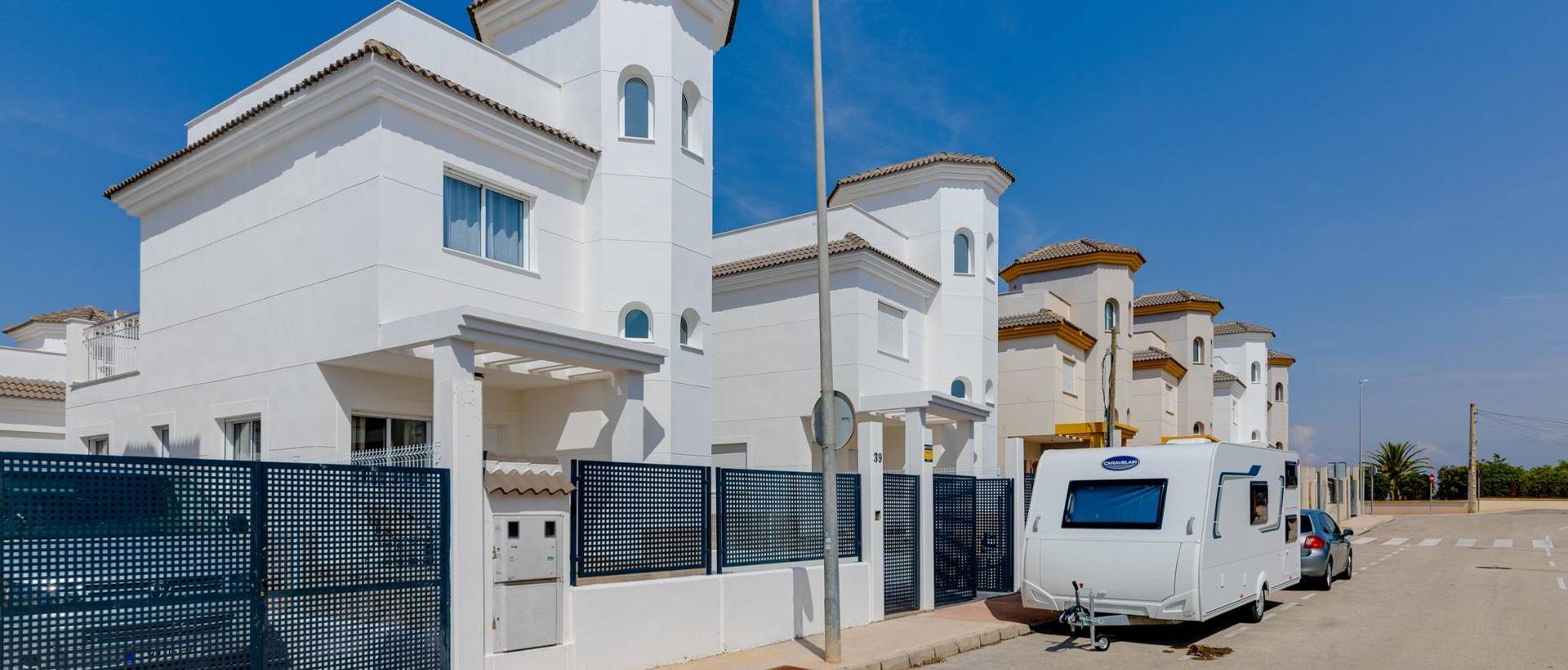 Obra Nueva - Villa / Chalet - San Fulgencio - El Oasis