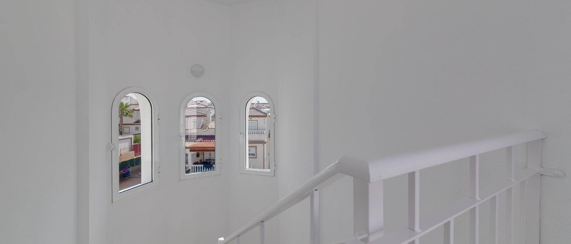 Obra Nueva - Villa / Chalet - San Fulgencio - El Oasis