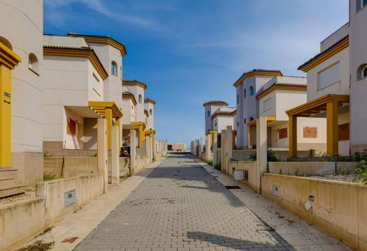 Obra Nueva - Villa / Chalet - San Fulgencio - El Oasis