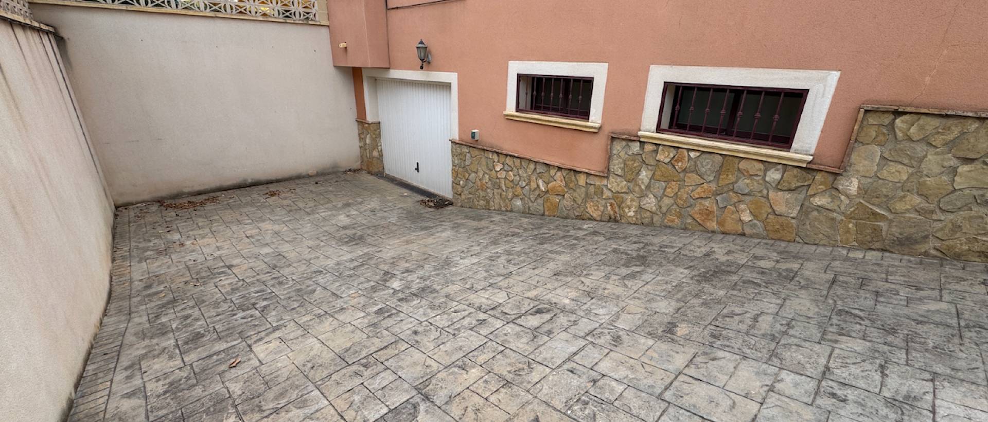 Resale - Villa - Hondon de las Nieves - Urbaniz La Montañosa