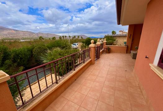 Resale - Villa - Hondon de las Nieves - Urbaniz La Montañosa