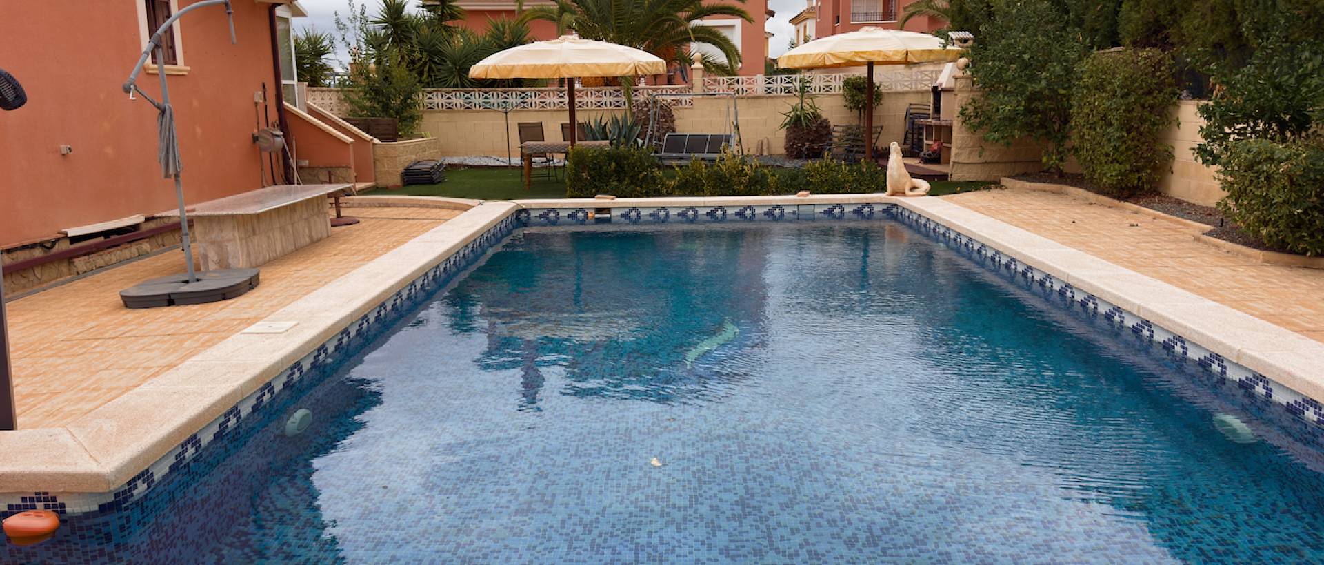 Resale - Villa - Hondon de las Nieves - Urbaniz La Montañosa