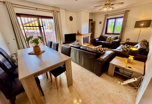 Resale - Villa - Hondon de las Nieves - Urbaniz La Montañosa