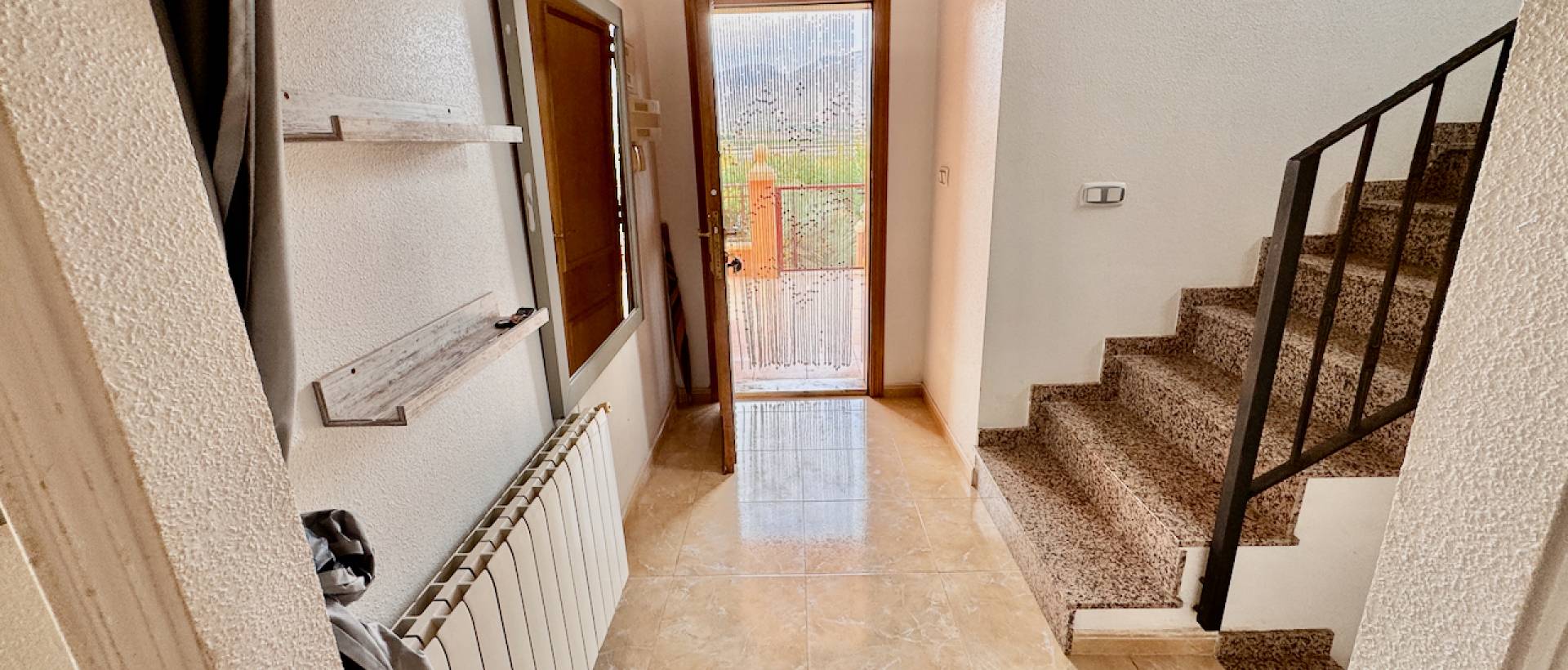 Resale - Villa - Hondon de las Nieves - Urbaniz La Montañosa