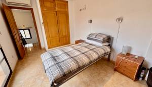 Resale - Villa - Hondon de las Nieves - Urbaniz La Montañosa