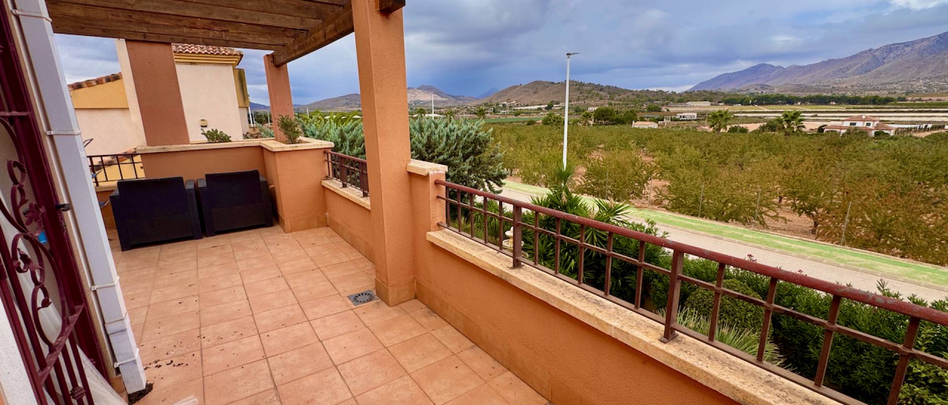 Resale - Villa - Hondon de las Nieves - Urbaniz La Montañosa