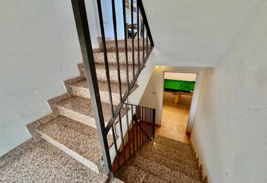 Resale - Villa - Hondon de las Nieves - Urbaniz La Montañosa