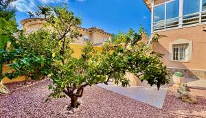 Resale - Villa - Benferri