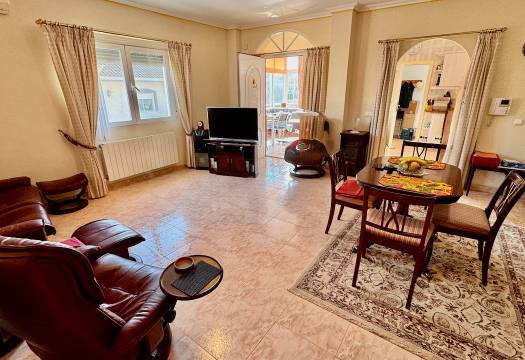 Resale - Villa - Benferri