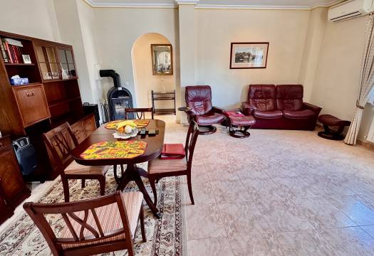 Resale - Villa - Benferri