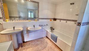 Resale - Villa - Benferri