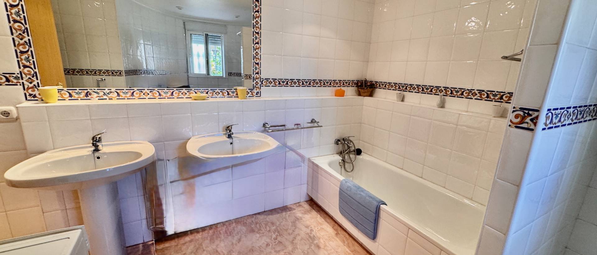 Resale - Villa - Benferri