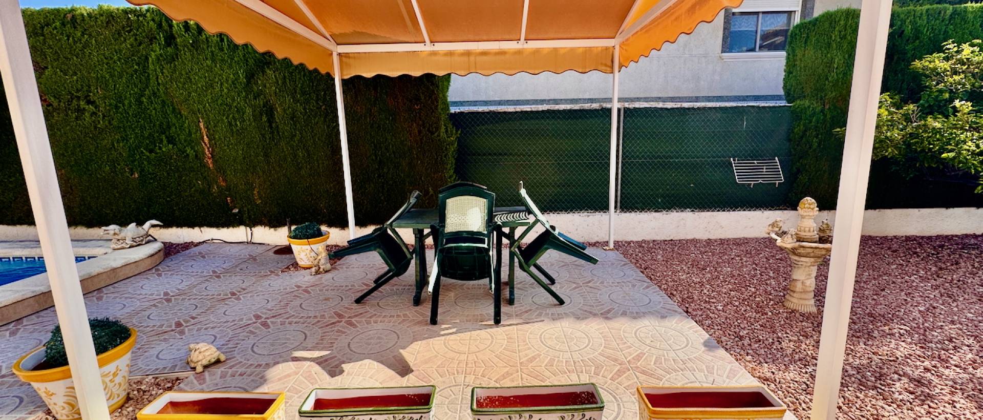 Resale - Villa - Benferri