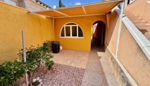 Resale - Villa - Benferri