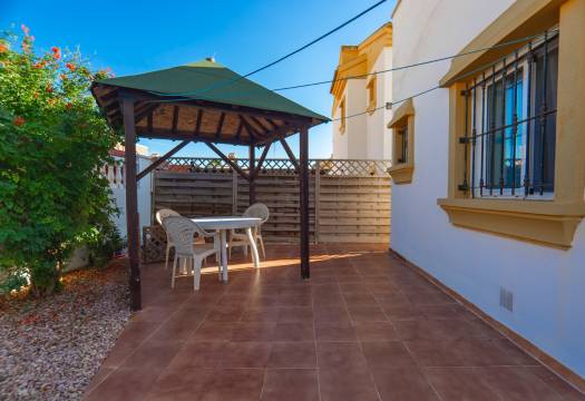 Resale - Villa - Guardamar del Segura - El Raso