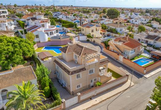 Resale - Villa - Ciudad Quesada