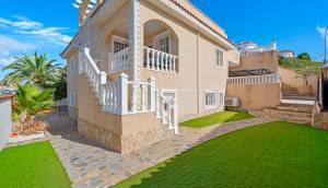 Resale - Villa - Ciudad Quesada