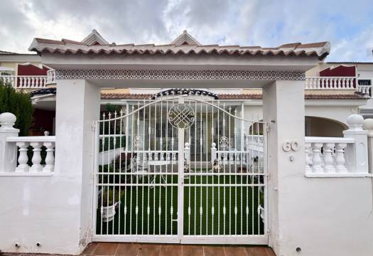 Reventa - Villa / Chalet - Benijofar - Monte Azul