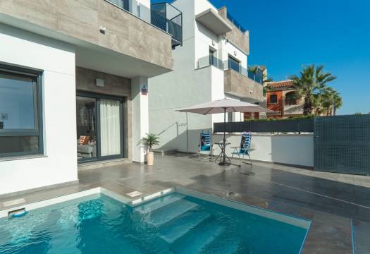Reventa - Villa / Chalet - Torrevieja - La Florida