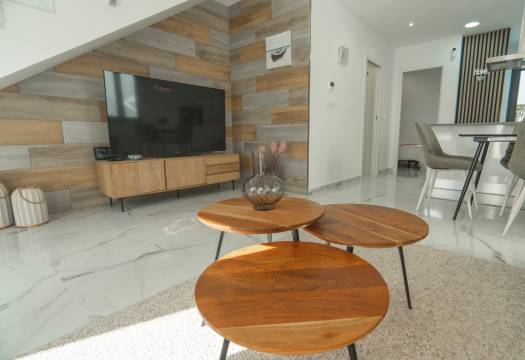 Reventa - Villa / Chalet - Torrevieja - La Florida