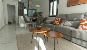 Reventa - Villa / Chalet - Torrevieja - La Florida