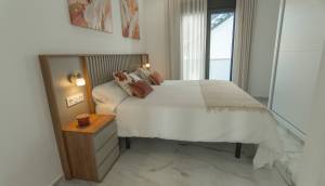 Reventa - Villa / Chalet - Torrevieja - La Florida