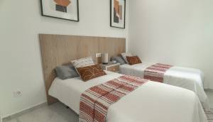 Reventa - Villa / Chalet - Torrevieja - La Florida