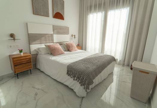 Reventa - Villa / Chalet - Torrevieja - La Florida