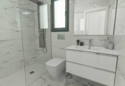 Reventa - Villa / Chalet - Torrevieja - La Florida