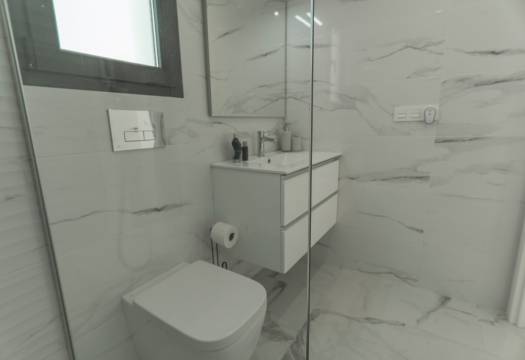 Reventa - Villa / Chalet - Torrevieja - La Florida