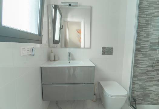 Reventa - Villa / Chalet - Torrevieja - La Florida