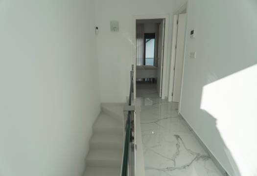 Reventa - Villa / Chalet - Torrevieja - La Florida