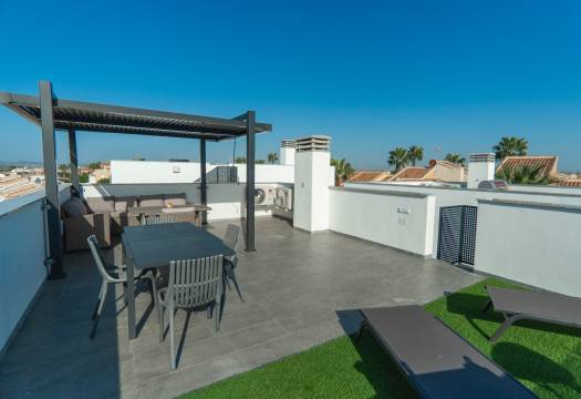 Reventa - Villa / Chalet - Torrevieja - La Florida
