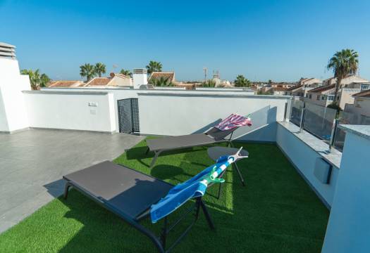 Reventa - Villa / Chalet - Torrevieja - La Florida